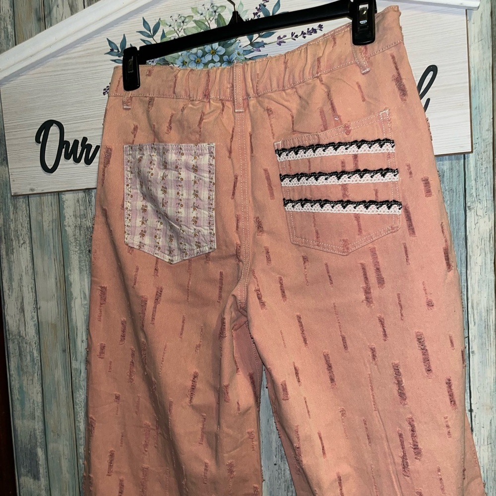 POL Large Coral Pink Wide-Leg Patchwork Floral Pants - Picture 7 of 8